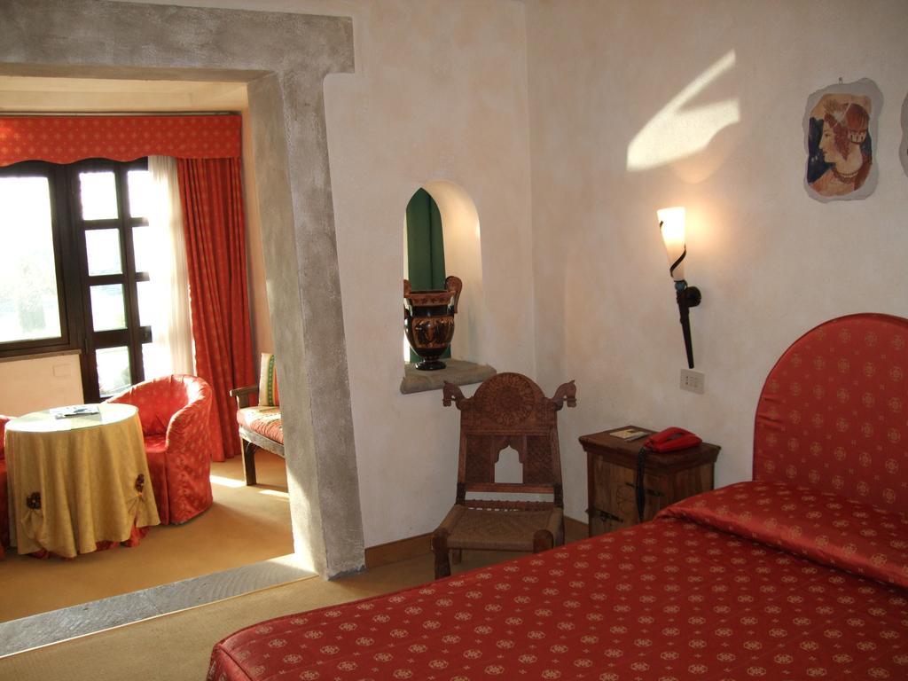 Country Relais I Due Laghi Villa Anguillara Sabazia Værelse billede