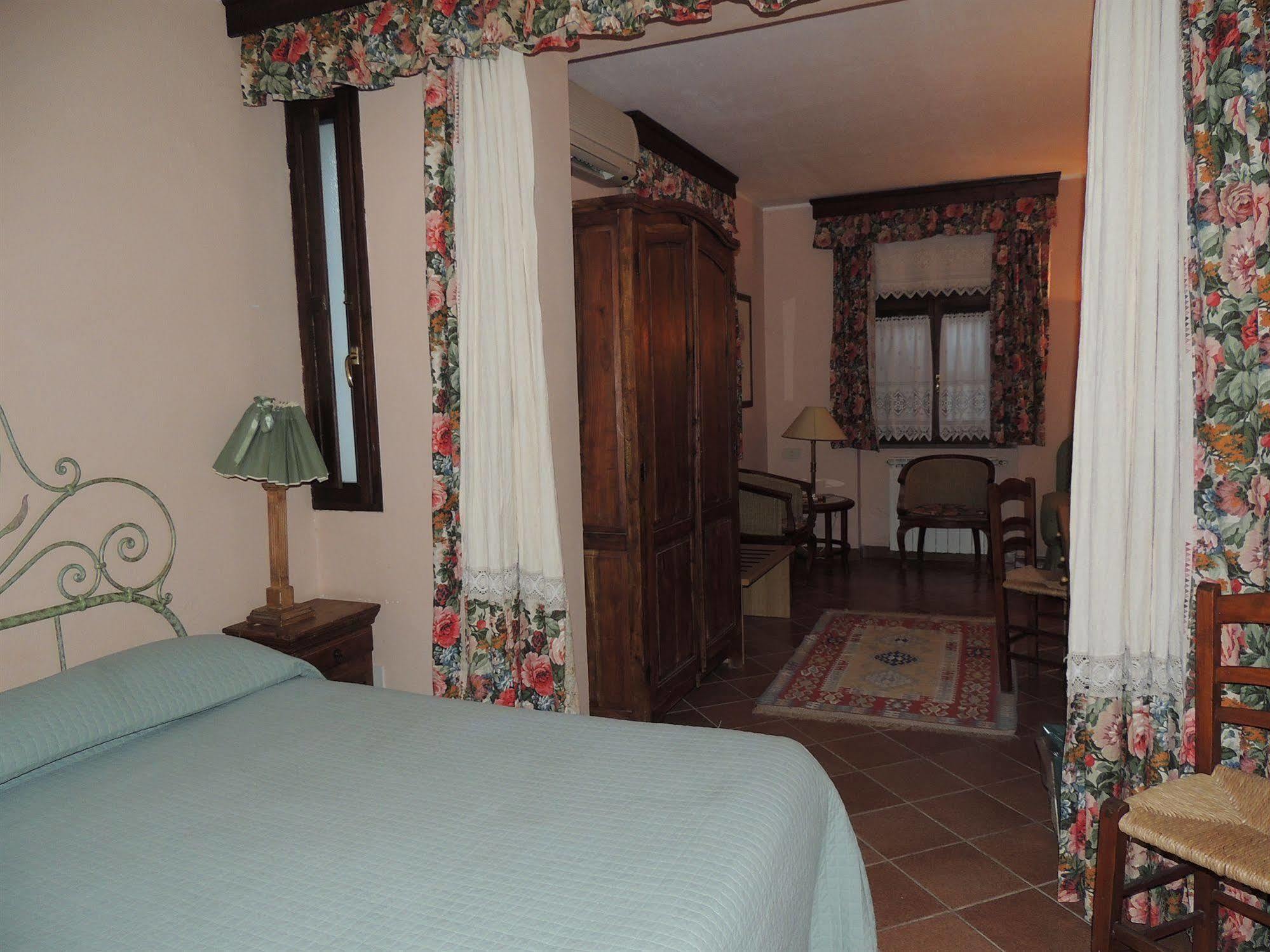 Country Relais I Due Laghi Villa Anguillara Sabazia Eksteriør billede
