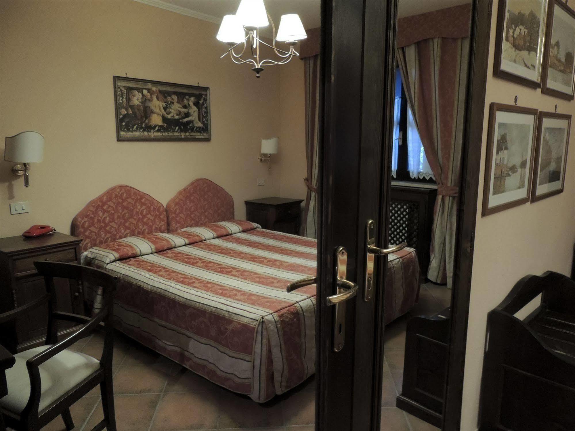 Country Relais I Due Laghi Villa Anguillara Sabazia Eksteriør billede